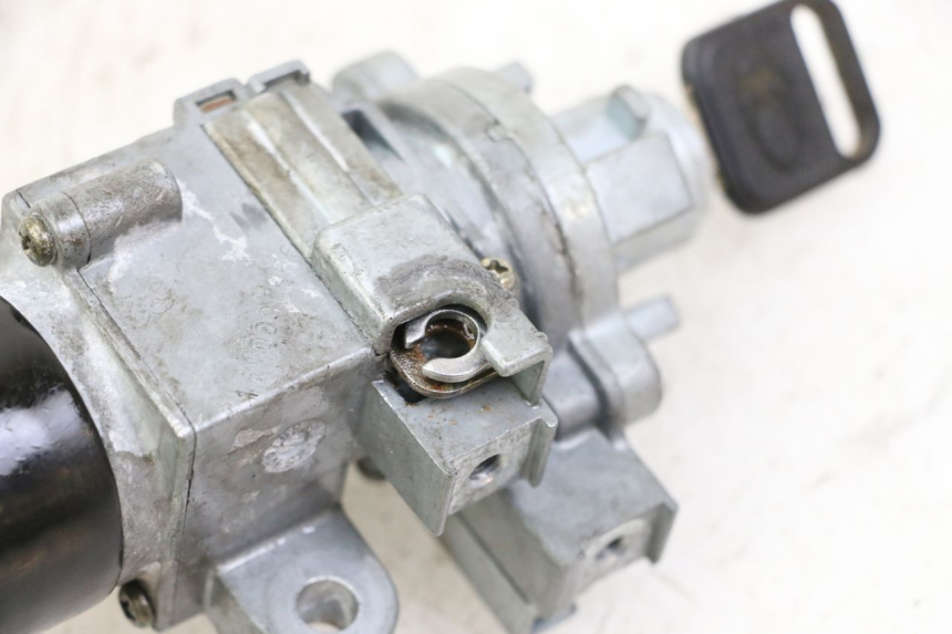 photo de IGNITION SWITCH KYMCO PEOPLE S 125 (2000 - 2008)