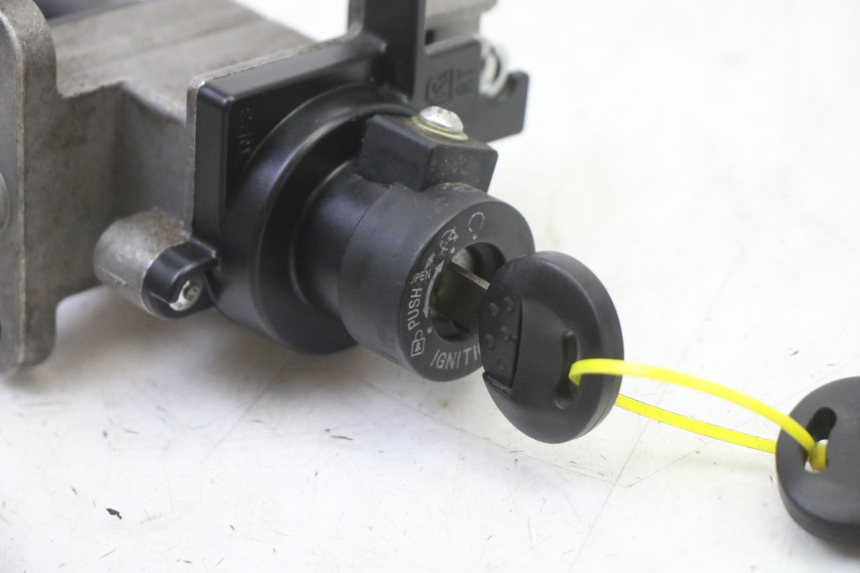 photo de IGNITION SWITCH PEUGEOT STREETZONE I NAKED 2T 50 (2018 - 2020)