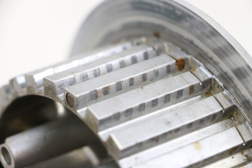 photo de CLUTCH HUB YAMAHA FJR ABS 1300 (2006 - 2012) - Technical close-up