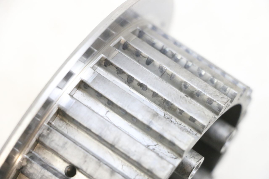 photo de CLUTCH NUT YAMAHA TDM ABS 900 (2002 - 2014) - Fixing points details