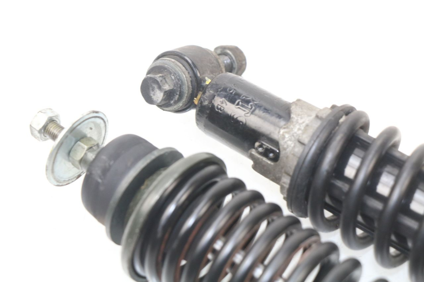 photo de REAR SHOCK ABSORBER PIAGGIO VESPA GTS SUPER IE 125 (2009 - 2016) - Technical close-up