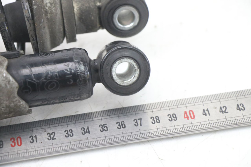 photo de REAR SHOCK ABSORBER PAIR PIAGGIO XEVO - X EVO 125 (2007 - 2016) - Zoom on usage condition