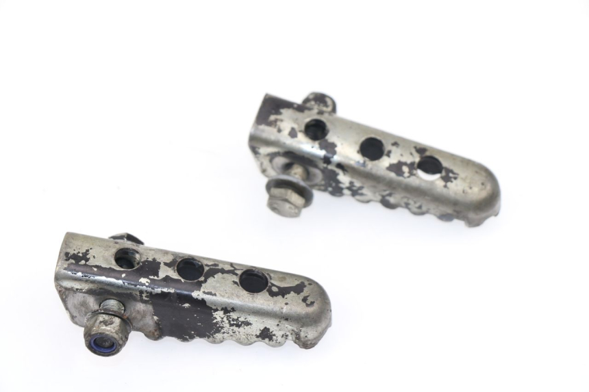 photo de PAIR REAR FOOTRESTS DERBI SENDA SM DRD 50 (2008 - 2013)