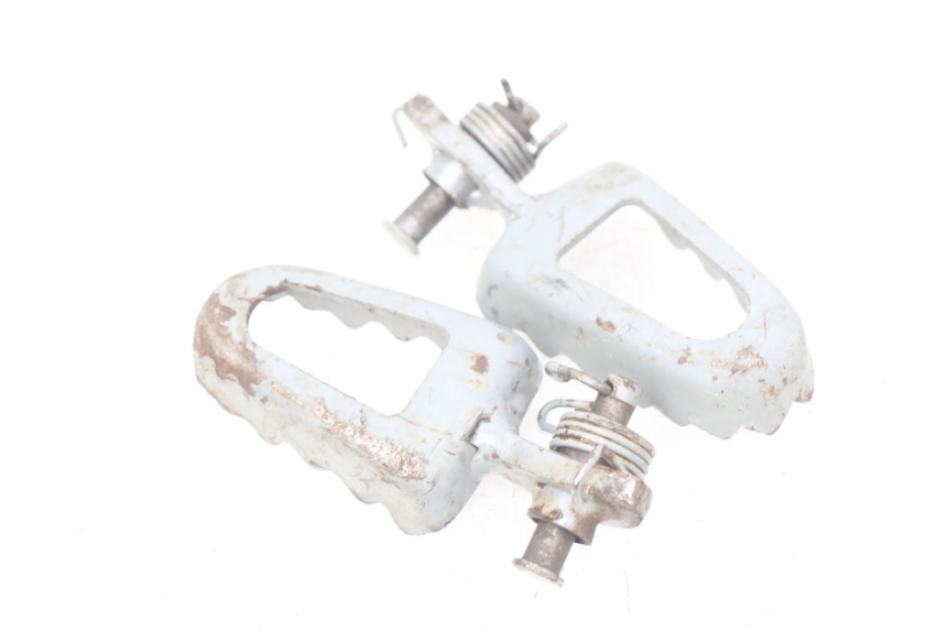 photo de PAIR REAR FOOTRESTS LONCIN DIRT BIKE 125