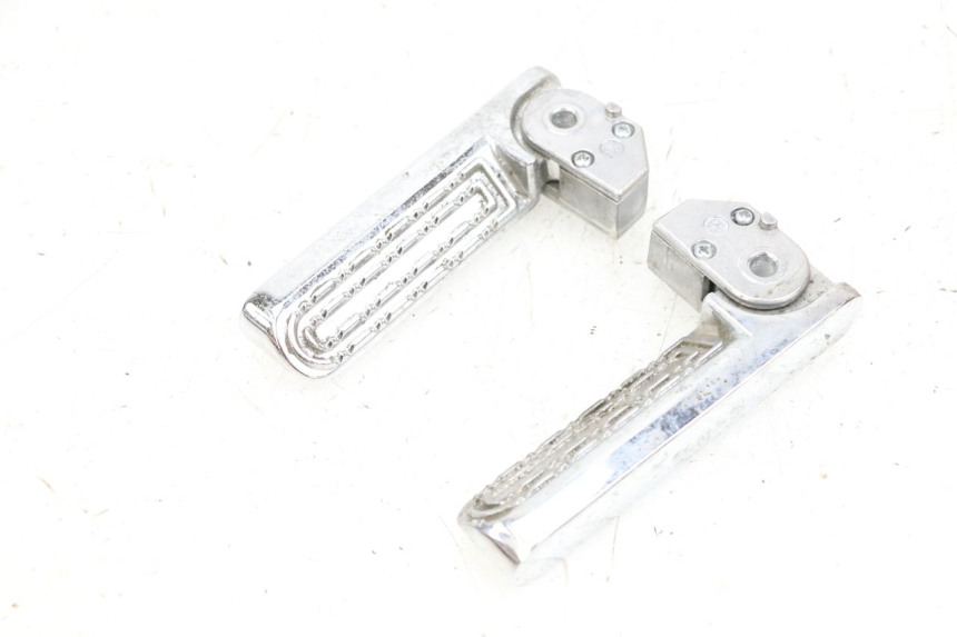 photo de PAIR REAR FOOTRESTS SEGWAY NINEBOT E125S 1 (2022 - 2026) - Component detail