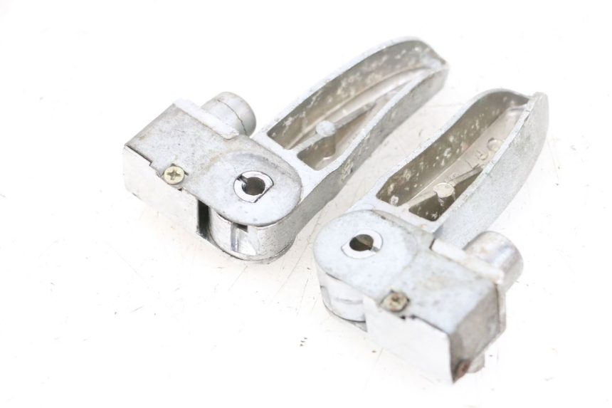 photo de PAIR REAR FOOTRESTS BTC FELICE SPORT 50