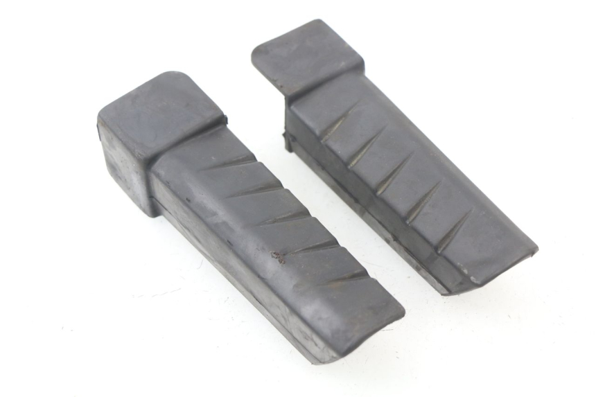 photo de PAIR REAR FOOTRESTS HONDA FES PANTHEON 125 (2003 - 2007)
