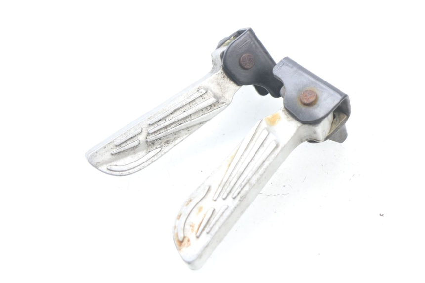 photo de PAIR REAR FOOTRESTS SYM FIDDLE 3 III 50 (2014 - 2020)