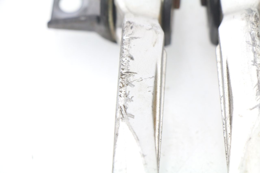 photo de PAIR REAR FOOTRESTS SYM FIDDLE 3 III 50 (2014 - 2020)