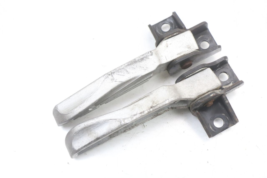photo de PAIR REAR FOOTRESTS SYM FIDDLE 3 III 50 (2014 - 2020)