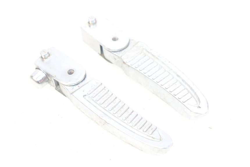 photo de PAIR OF REAR FOOTRESTS EUROCKA GREEN 1