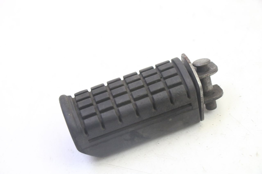 photo de PAIR REAR FOOTRESTS DAELIM HISTORY 125 (2001 - 2002)