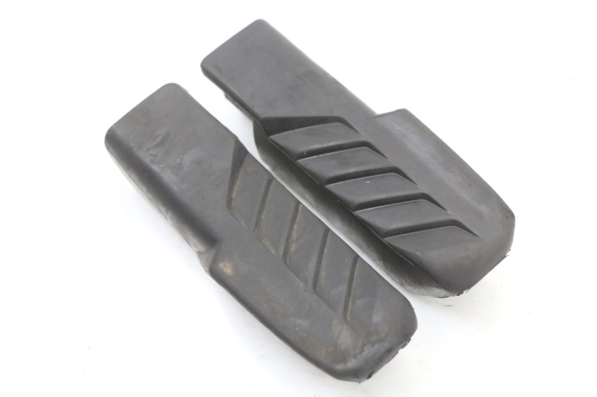 photo de PAIR OF REAR FOOTRESTS HONDA FES S-WING SWING ABS 125 (2007 - 2015)