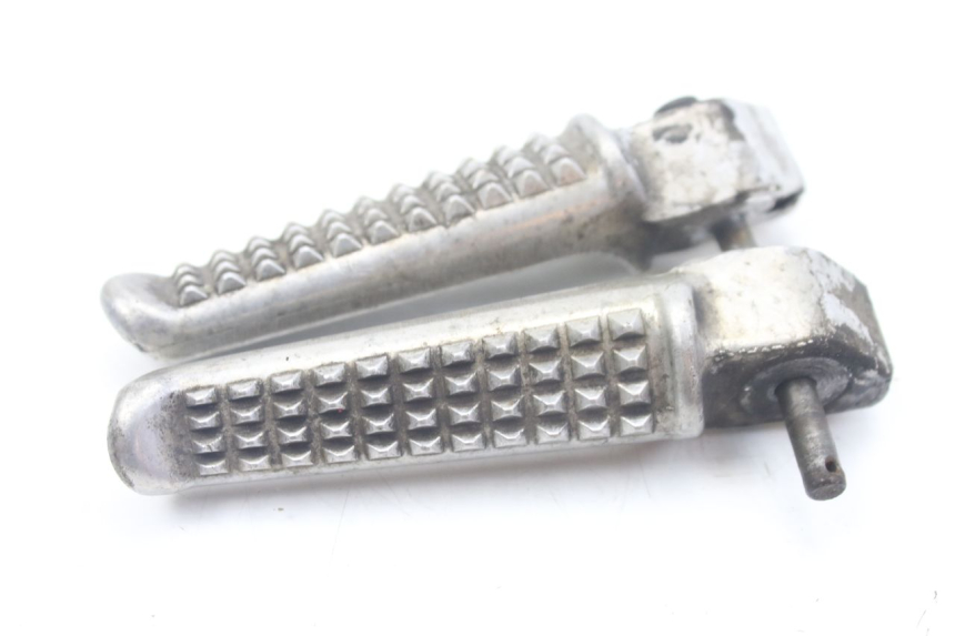 photo de PAIR OF REAR FOOTRESTS HONDA VFR FI RC46 800 (1998 - 2001)