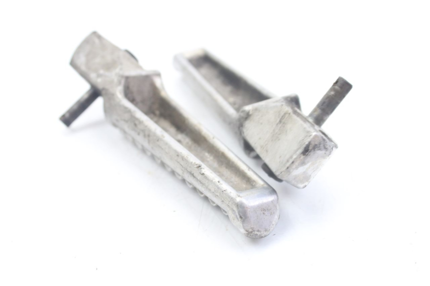 photo de PAIR OF REAR FOOTRESTS HONDA VFR FI RC46 800 (1998 - 2001)