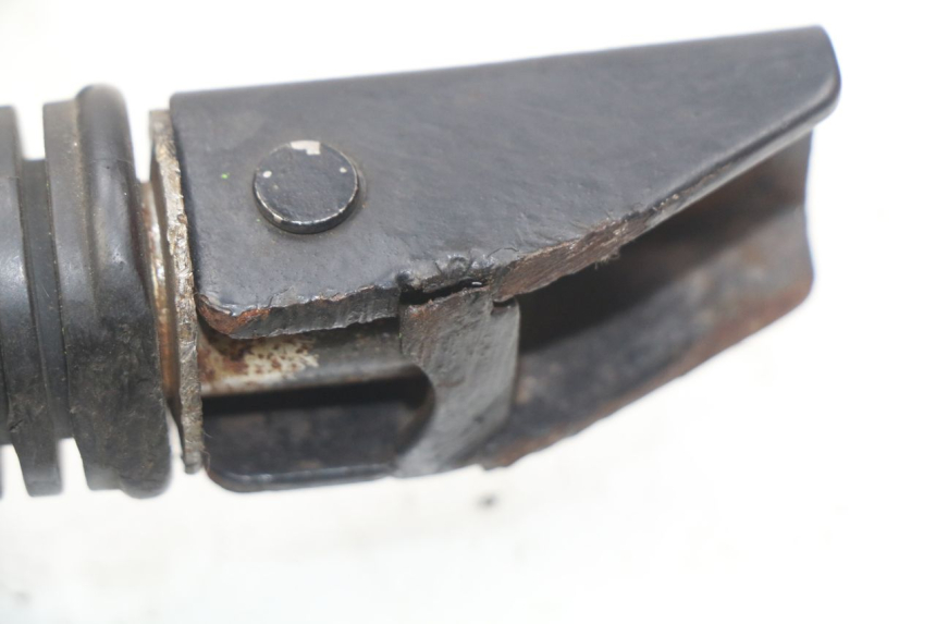 photo de PAIR OF REAR FOOTRESTS KEEWAY HURRICANE 50 (2006 - 2019)