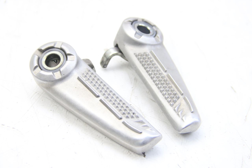 photo de PAIR OF REAR FOOTRESTS YAMAHA HW XENTER 125 (2011 - 2017)