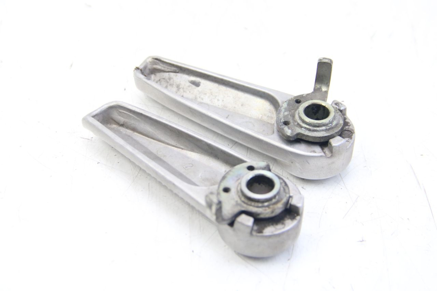 photo de PAIR OF REAR FOOTRESTS YAMAHA HW XENTER 125 (2011 - 2017)