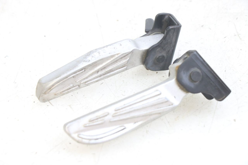 photo de PAIR OF REAR FOOTRESTS SYM JET 14 4T 50 (2018 - 2022)