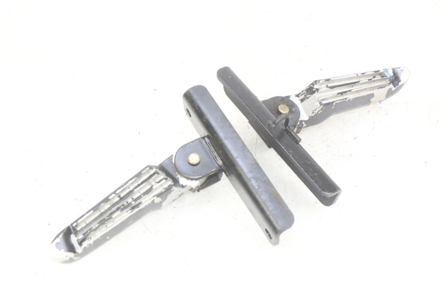 photo de PAIR OF REAR FOOTRESTS SYM JET SPORT XR 50 (2006 - 2015)