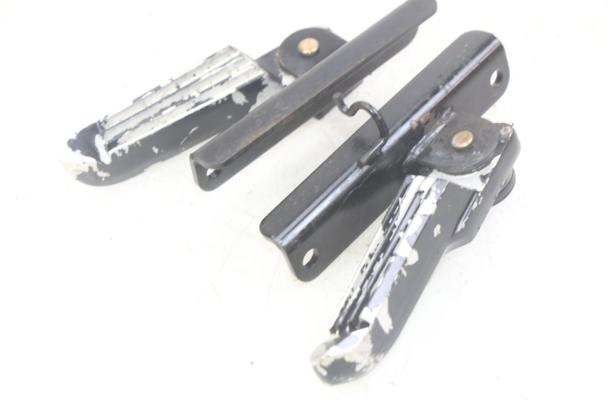 photo de PAIR OF REAR FOOTRESTS SYM JET SPORT XR 50 (2006 - 2015)