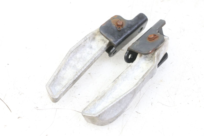 photo de PAIR OF REAR FOOTRESTS MASH CITY 4T 50 (2018 - 2020)