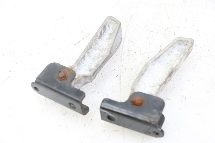 photo de PAIR OF REAR FOOTRESTS MASH CITY 4T 50 (2018 - 2020)