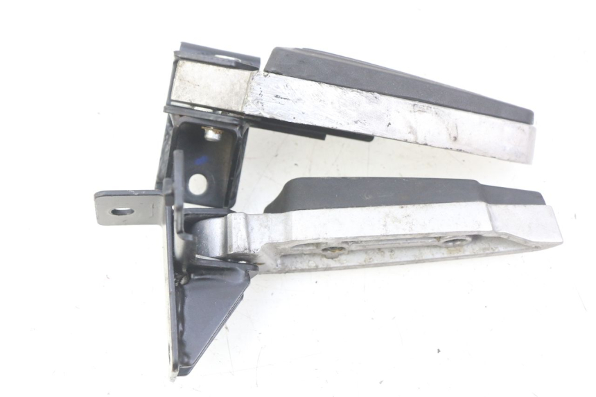 photo de PAIR OF REAR FOOTRESTS PEUGEOT CITYSTAR 2T 50 (2018 - 2021)