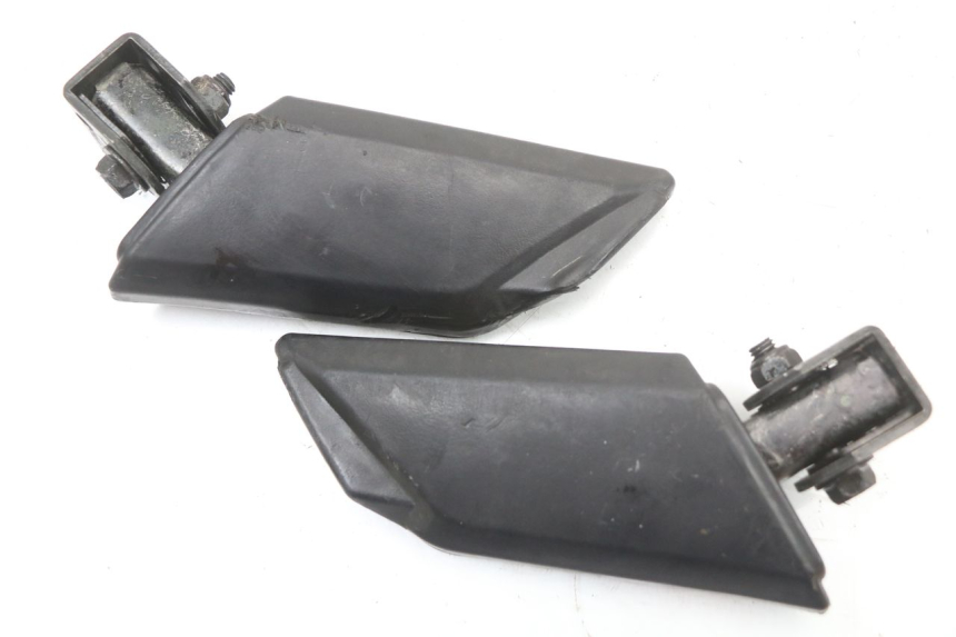 photo de PAIR OF REAR FOOTRESTS PEUGEOT KISBEE 4T 50 (2018 - 2022)