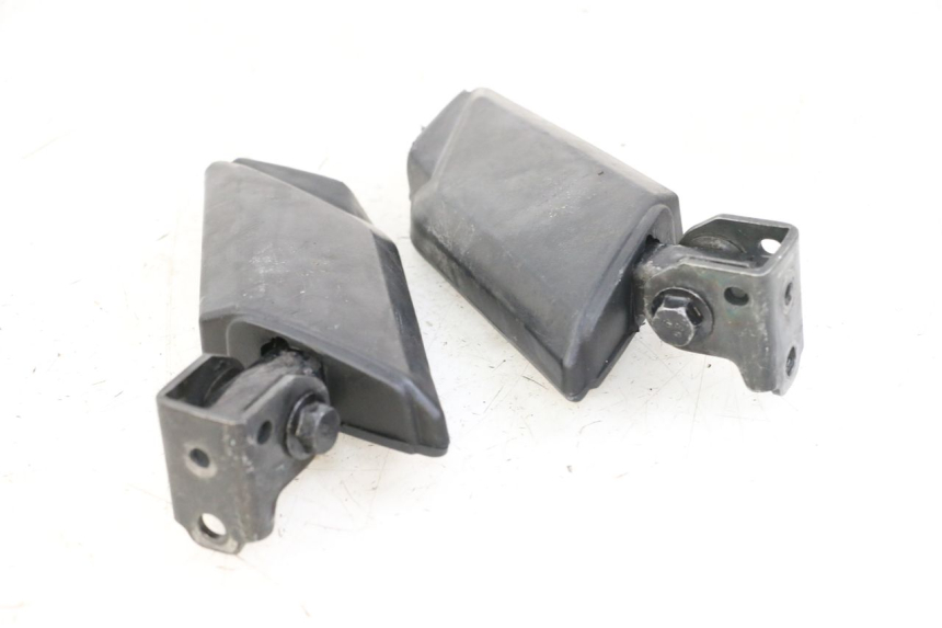 photo de PAIR OF REAR FOOTRESTS PEUGEOT KISBEE 4T 50 (2018 - 2022)