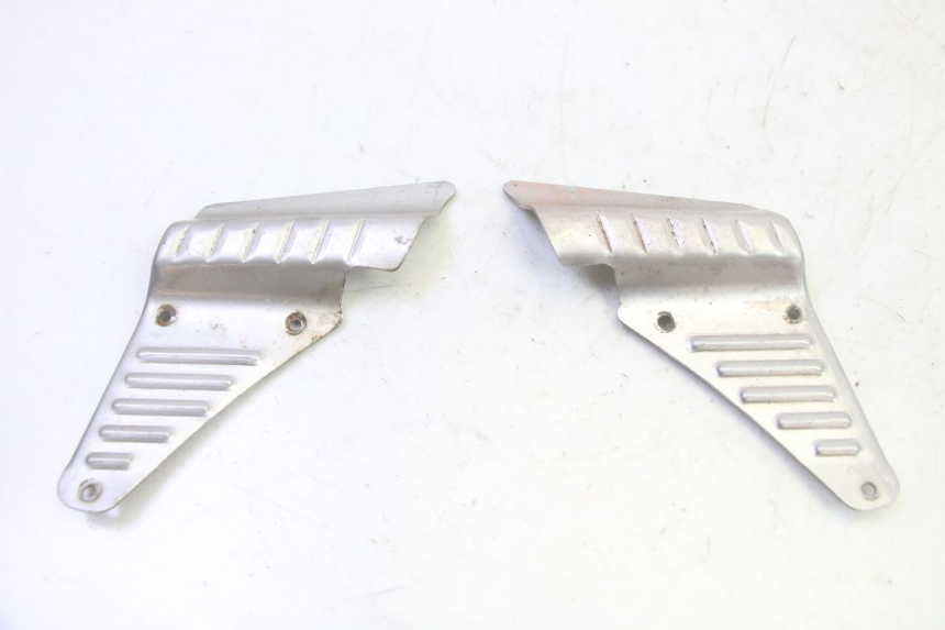 photo de PAIR REAR FOOTRESTS TNT MOTOR ROMA 10' 2T 50 (2011 - 2018)