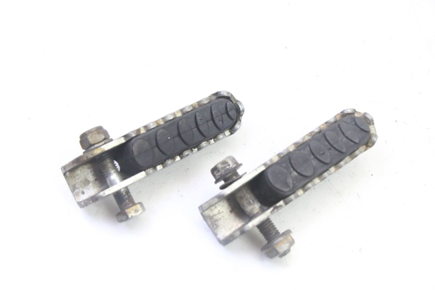 photo de PAIR REAR FOOTRESTS DERBI SENDA SM DRD 50 (2008 - 2013)