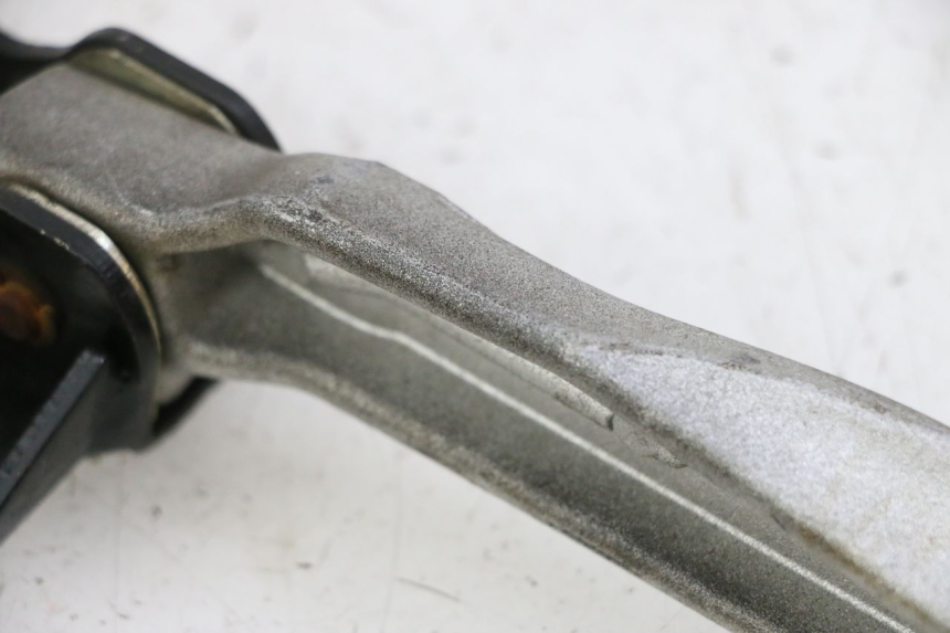 photo de PAIR REAR FOOTRESTS SYM FIDDLE 3 III 50 (2014 - 2020)