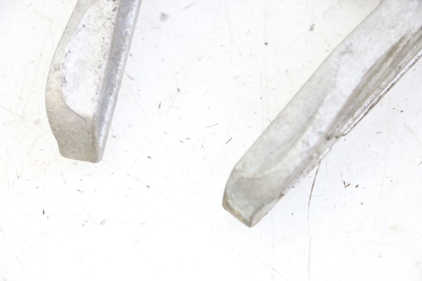 photo de PAIR REAR FOOTRESTS PEUGEOT TWEET 4T 50 (2014 - 2019)