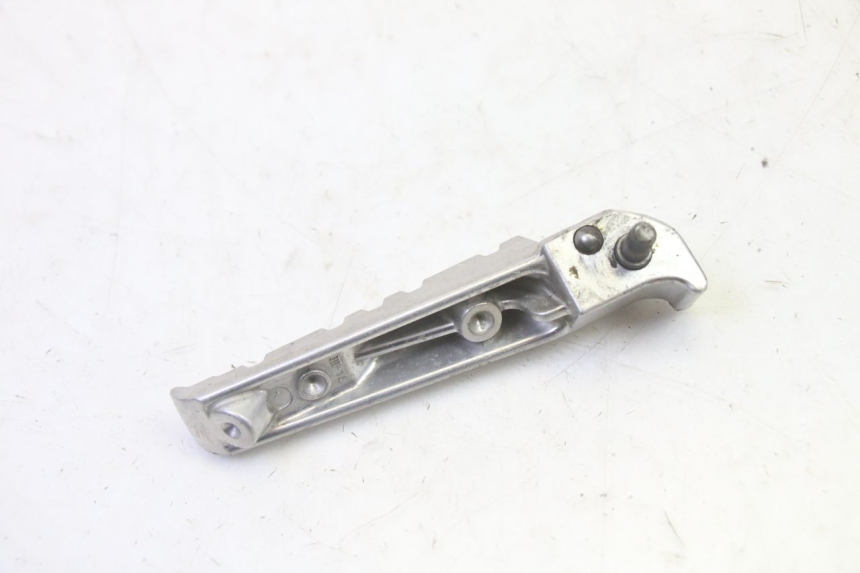 photo de PAIR OF REAR FOOTRESTS YAMAHA X-MAX XMAX 125 (2010 - 2014)