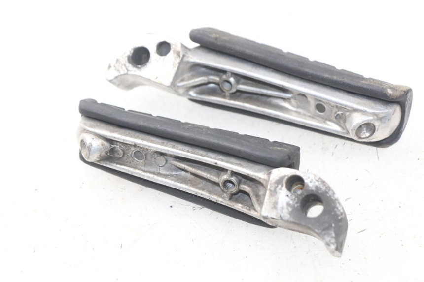photo de PAIR REAR FOOTRESTS YAMAHA XJ600 XJ DIVERSION 600 (1992 - 1997)