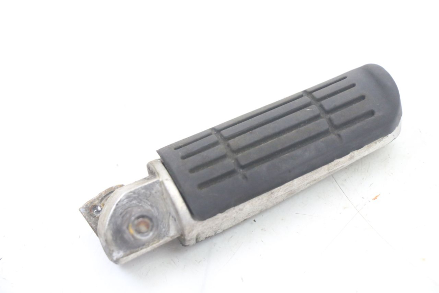 photo de PAIR REAR FOOTRESTS YAMAHA FZ6 FAZER S2 600 (2007 - 2011)