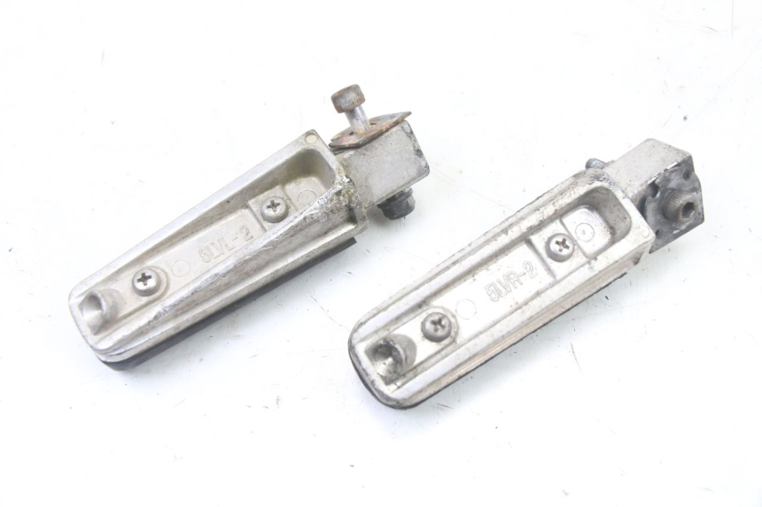 photo de PAIR REAR FOOTRESTS YAMAHA FZ6 FAZER S2 600 (2007 - 2011)
