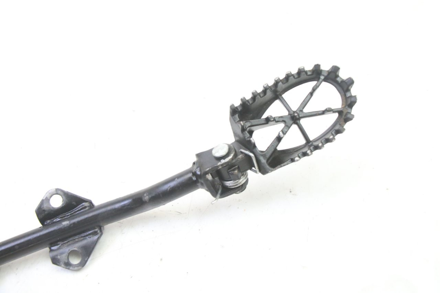 photo de PAIR OF FRONT FOOTRESTS APOLLO RFZ 125