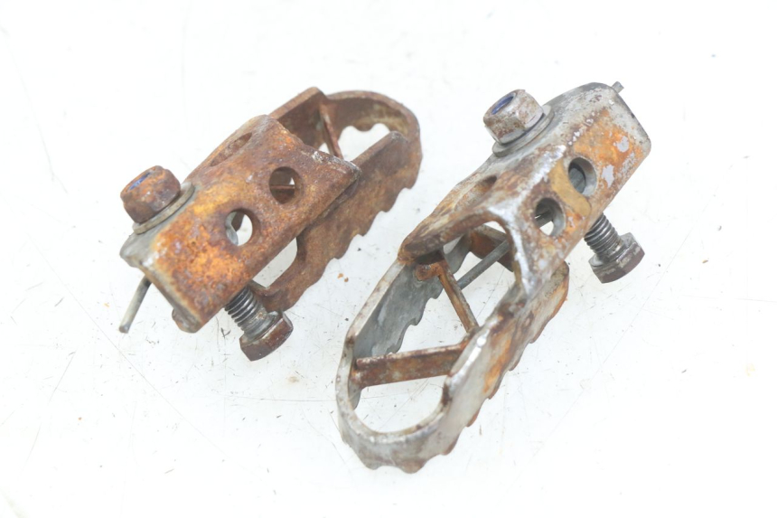 photo de PAIR OF FRONT FOOTRESTS SHERCO SM-R 50 (2018 - 2021)