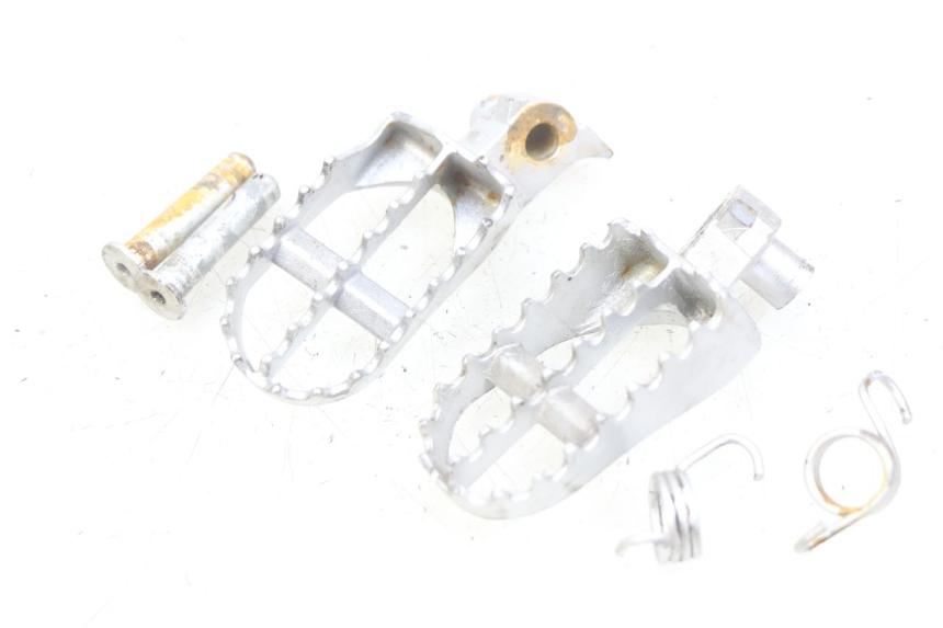 photo de PAIR OF FRONT FOOTRESTS GAS-GAS SM ROOKIE 50 (2001 - 2005) - Main view