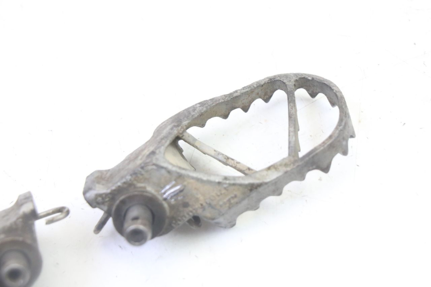 photo de PAIR FRONT FOOTREST KTM SX 85 (2013 - 2017)