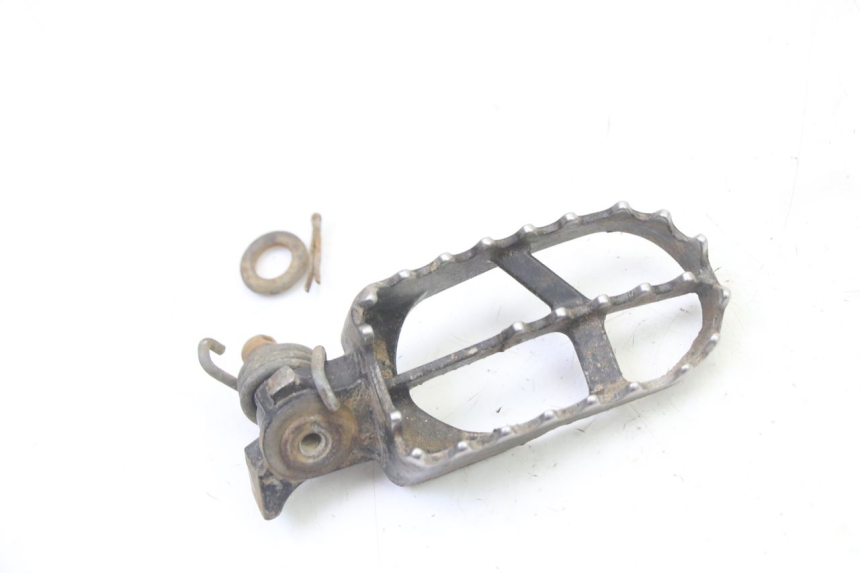photo de PAIR FRONT FOOTREST YAMAHA YZ 85 (2022 - 2025)