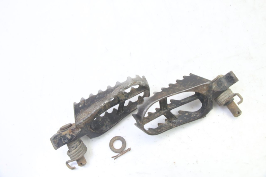 photo de PAIR FRONT FOOTREST YAMAHA YZ 85 (2022 - 2025)
