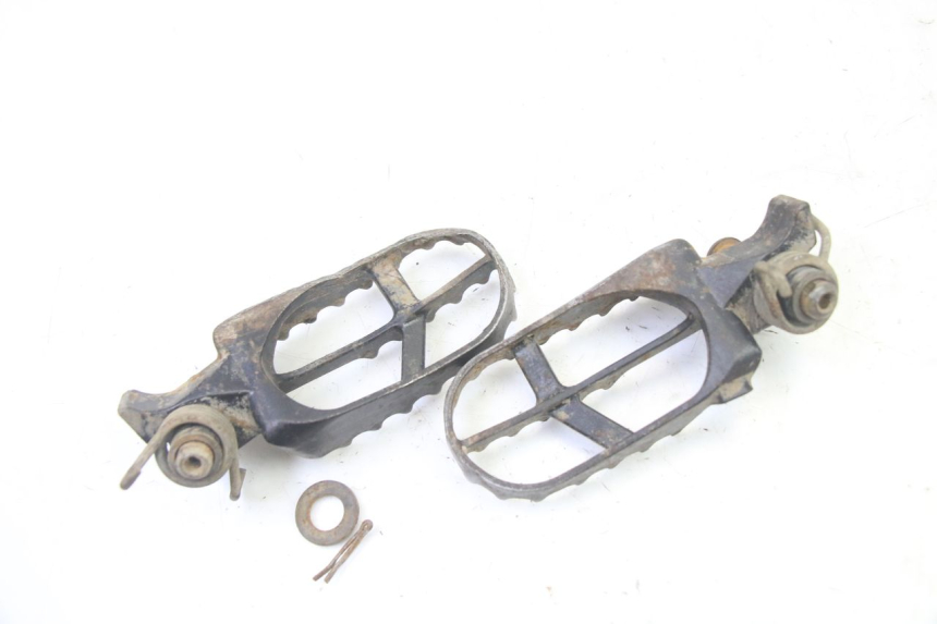 photo de PAIR FRONT FOOTREST YAMAHA YZ 85 (2022 - 2025)
