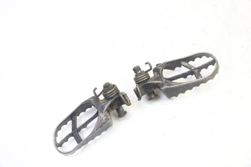 photo de PAIR OF FRONT FOOTRESTS YAMAHA YZ 85 (2002 - 2018)