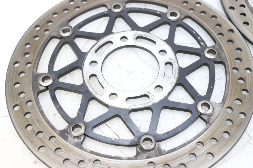 photo de PAIR FRONT BRAKE DISC SUZUKI GSXR GSX-R 1000 (2003 - 2004) - Surface and material condition