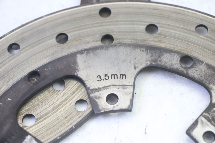 photo de PAIR FRONT BRAKE DISC PIAGGIO MP3 500 (2016 - 2018) - Fixing points details