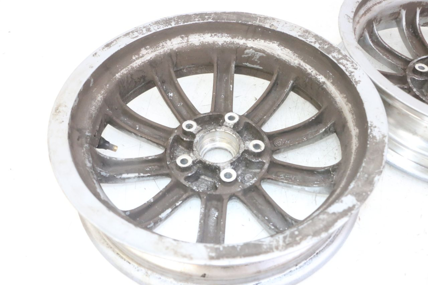 photo de PAIR OF RIMS PIAGGIO MP3 LT 300 (2010 - 2016)