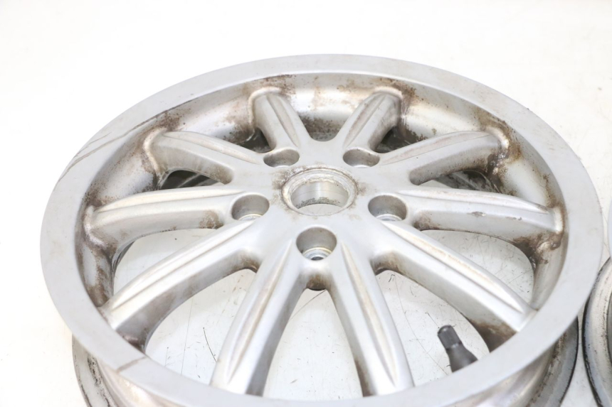 photo de PAIR OF RIMS PIAGGIO MP3 LT 300 (2010 - 2016)